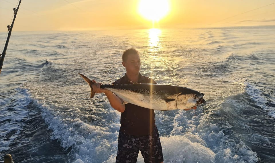 Trolling Fishing Trip with Snacks and Drinks